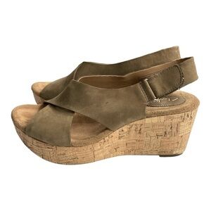 Clark's Caselynn Nubuck Cork Wedge Sandals Sz 10